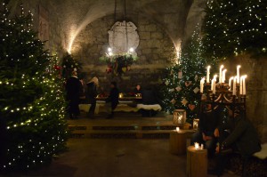 Advent Salzburg: Weihnachts-Glanz im Arkaden-Innenhof St.Peter, Foto: Mathias Gruber 