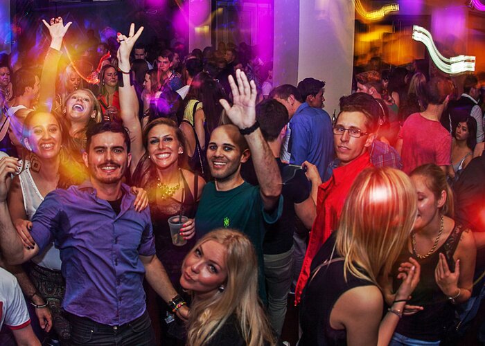 Das republic am Anton-Neumayr-Platz ist eine der besten Adressen in der Altstadt um ausgelassen zu feiern (Foto republic Club)