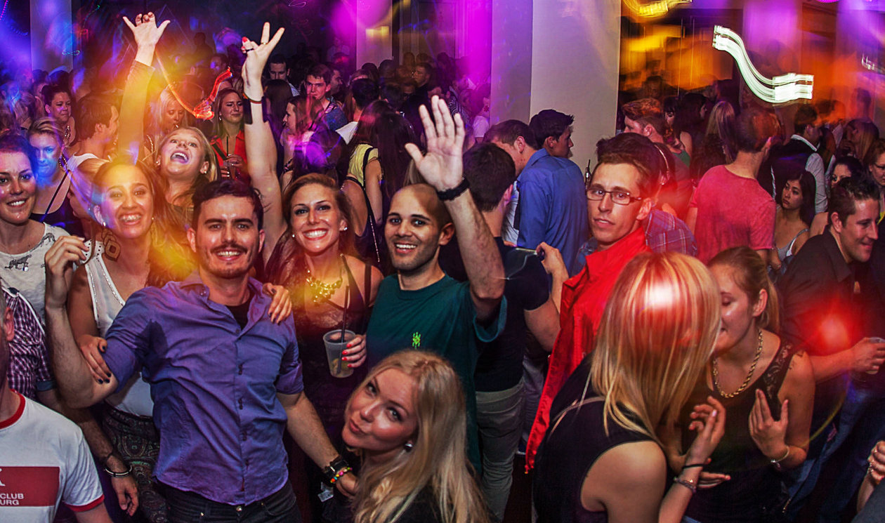 Das republic am Anton-Neumayr-Platz ist eine der besten Adressen in der Altstadt um ausgelassen zu feiern (Foto republic Club)