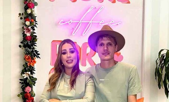 Besitzer und Besitzerin im Coolinarik Cafe | © Coolinarik