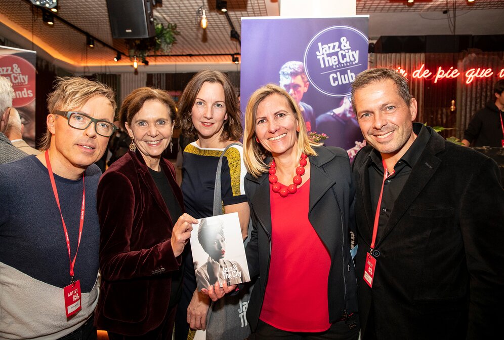 v.l.n.r. Oliver Hangl, Dr. Brigitta Pallauf, Tina Heine, Dr. Sandra Woglar-Meyer und Andreas Gfrerer | © Andreas Kolarik