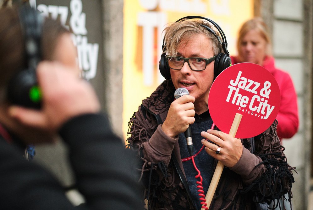 Co-Kurator Oliver Hangl | © Henry Schulz