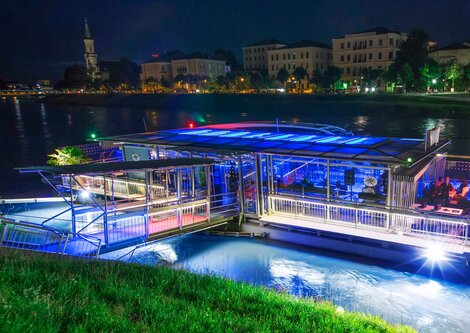 Die Inselbar an der Salzach | © SalzburgHighlights.com