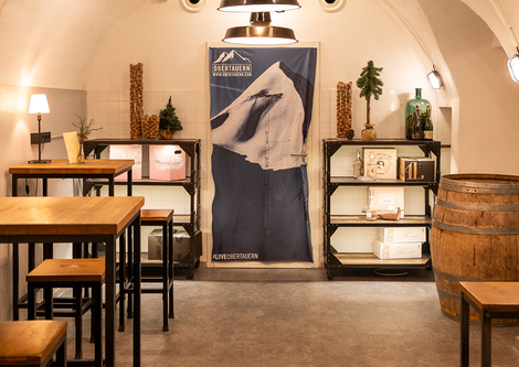 Innenaufnahme von Azwanger am Grünmarkt in der Altstadt Sazburg | © Andreas Kolarik