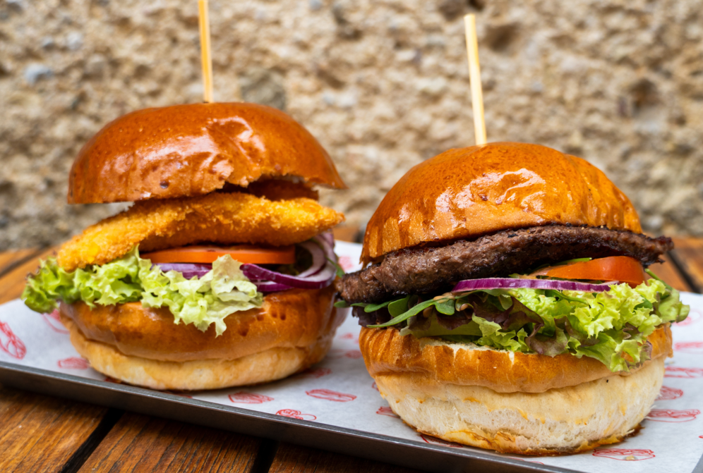 Burger von FIFTY 4 | © Emre Meral – IC Media, 2025