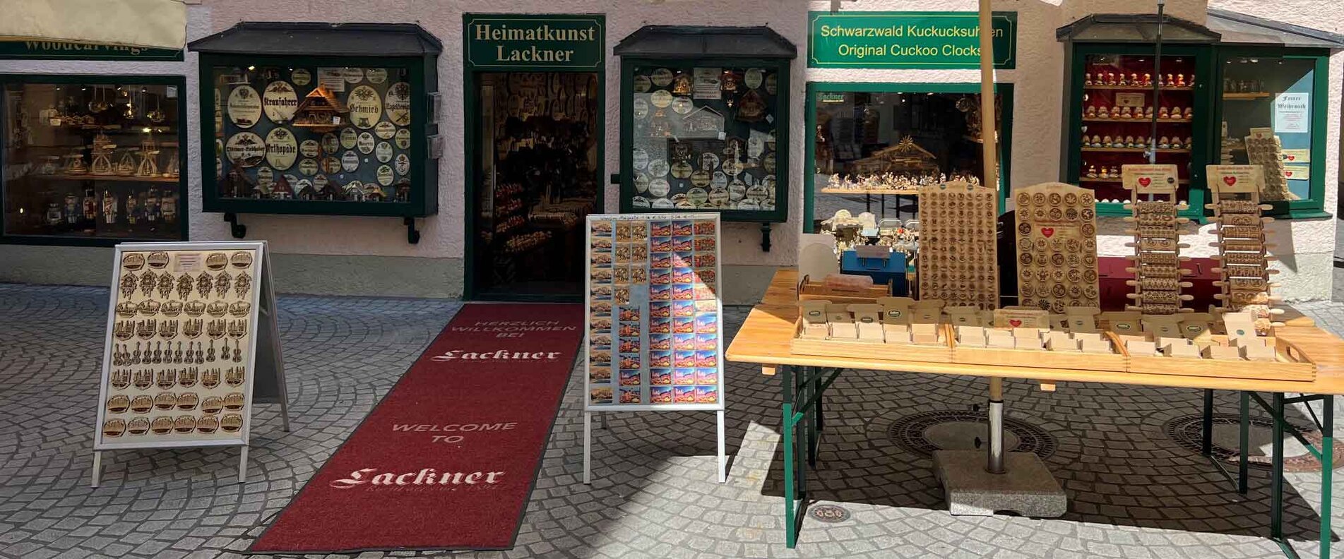 Außenfassade von Antiquitäten Lackner  | © Antiquitäten Lackner