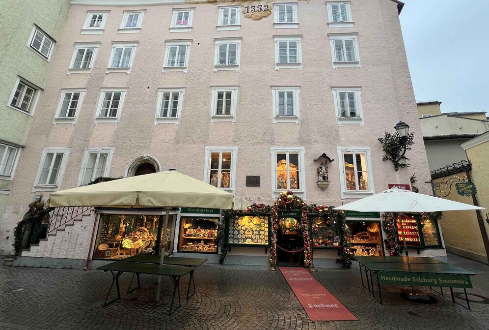 Außenfassade von Antiquitäten Lackner  | © Antiquitäten Lackner
