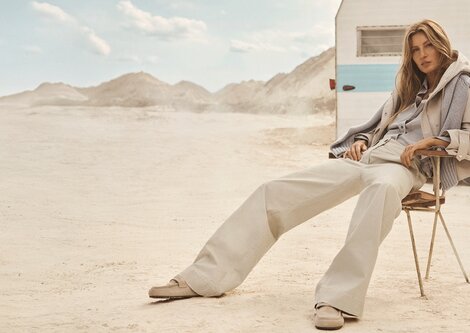 Ein Model präsentiert die neue Kollektion von Marc O´Polo Austria | © Marc O´Polo