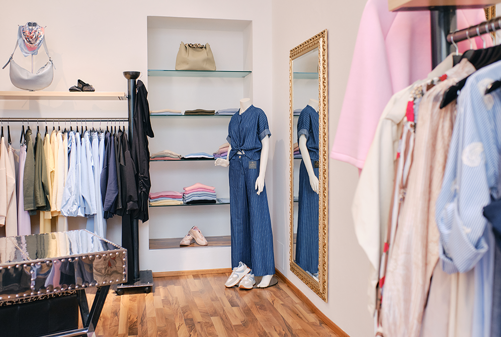 Innenaufnahme des Geschäfts Perfect Moda | © Siegrid Cain Fotography