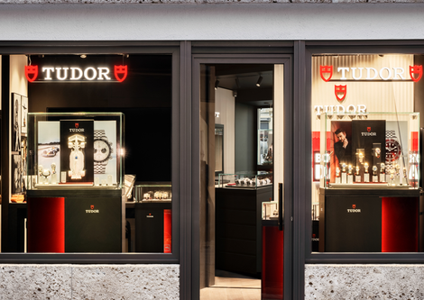 Außenansicht der TUDOR Boutique Dallinger in der Altstadt Salzburg | © Orgler Moritz