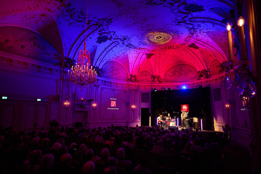 Die Band T.O.L. bei Ihrem Auftritt im Marionettentheater Salzburg | © Henry Schulz