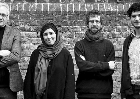 Foto mit den Musiker:innen Georg Vogel, Karim Othman-Hassan, Valentin Duit und Pamelia Stickney. | © Thomas Weinberger