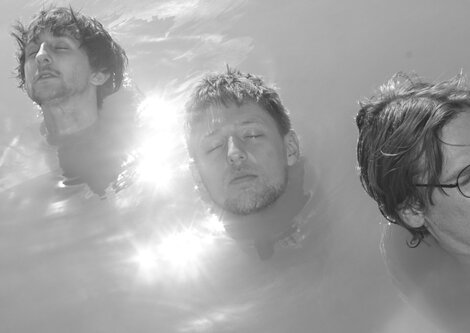 Foto von den Musikern Patrick Pillichshammer, Tobias Röhrer, Philipp Wohofsky und Andi Holler | © Magdalena Chan