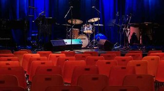 Eine Bühne für ein Jazz-Konzert | © Markus Lackinger
