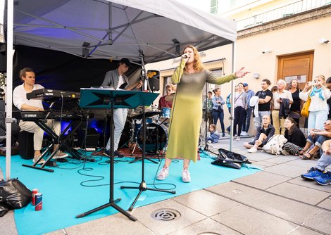 Die Band Tentriss am Stefan Zweig Platz  | © Erika Mayer