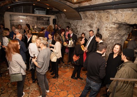 Eröffnung eat&meet im Weinarchiv der Blauen Gans | © Wildbild