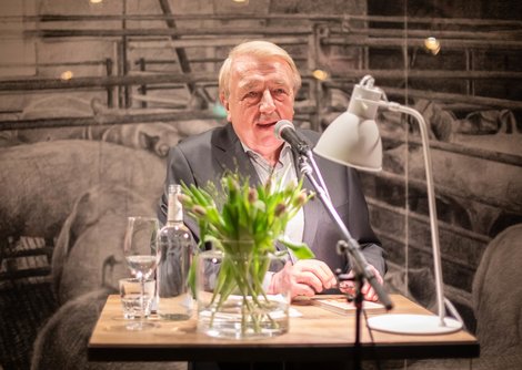 Schriftsteller Hanns-Josef Ortheil bei der Eröffnung | © Wildbild