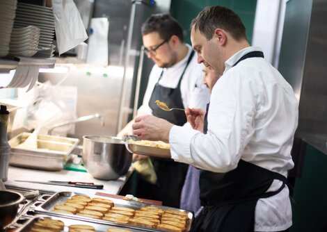 Eröffnung im arthotel Blaue Gans | © Wildbild