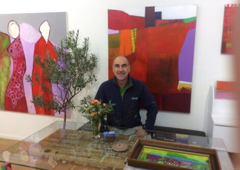 Im Atelier des Malers Christian Valenta und im Café Tortelier trifft Kunstgenuss auf Kaffeegenuss  | © Atelier Valenta