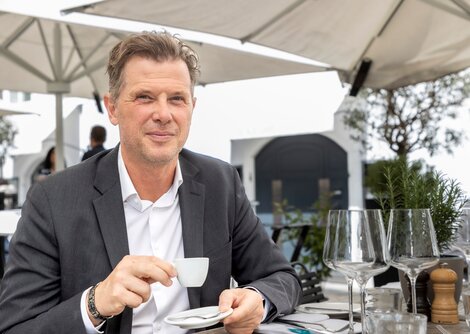 Roland Aigner, GF Altstadtverband Salzburg, lädt zum 17. Kulinarikfestival eat&meet vom 6. bis 28. März 2026  | © Andreas Kolarik