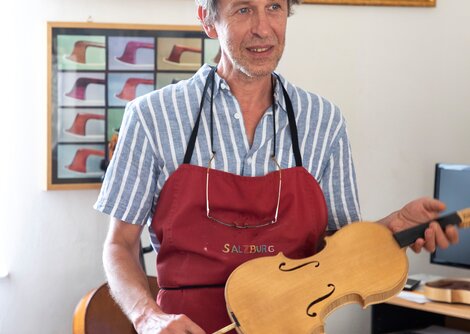 Hand.Kopf.Werk. zu Gast bei Geigenbauer Mücke-Elschek | © Altstadt Verband Salzburg / Andreas Kolarik