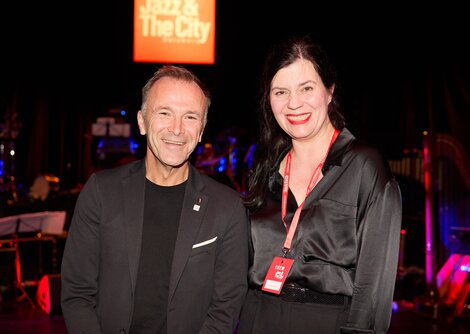 BM Bernhard Auinger und Anastasia Wolkenstein bei der Jazz&TheCity-Eröffnung 2024 | © Henry Schulz