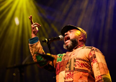 Das war Jazz&theCitysounds 2025: Ben LaMar Gay am Residenzplatz | © Henry Schulz 
