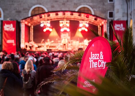  16. bis 19. Oktober 2025: Jazz&TheCitysounds bei freiem Eintritt mit Open Air-Bühne am Residenzplatz | © Henry Schulz