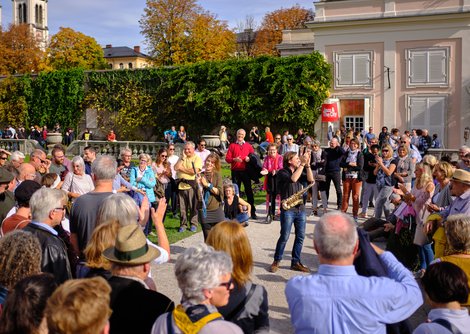 Großes Finale im Mirabellgarten | © Henry Schulz