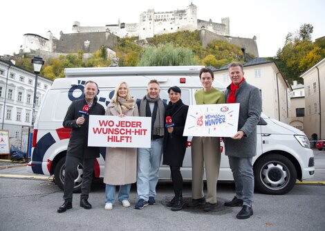 Bürgermeister Bernhard Auinger, Tina Ritschl, Andi Knoll, Beate Kassner, GF Tourismus Salzburg GmbH, Philipp Hansa und Roland Aigner, GF Altstadtverband Salzburg | © Stadt:Salzburg/Rocio Escabosa