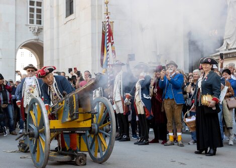 Salutschüsse der Salzburger Bürgergarde  | © Andreas Kolarik