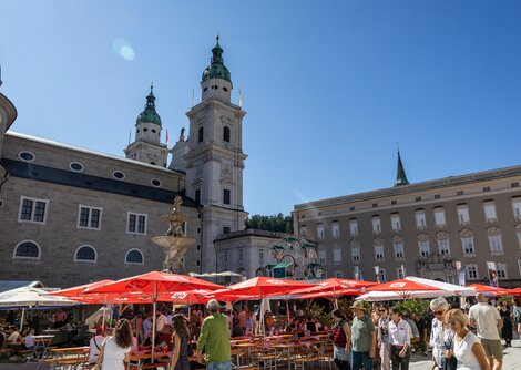Traumhaftes Spätsommerwetter beim 48. Salzburger Rupertikirtag | © wildbild