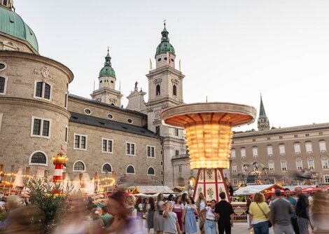 Abendstimmung am Salzburger Rupertikirtag 2025 | © wildbild