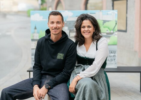  Kreatives Handwerk: Christian Bernegger mit der Streetwear Marke Posh Alley Cats und Patricia Fichter mit Dirndlfit  | © Birgit Probst