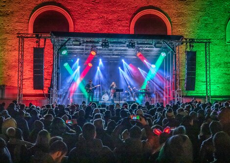 Silvester in der Altstadt mit "The One Hit Wonders" | © Wildbild