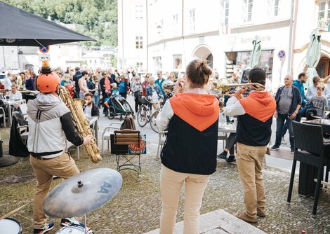 Am 27. und 28. Mai belebt das Flanierfestival VIELKLANG das Kaiviertel | © Niko Zuparic