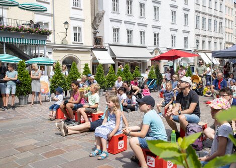 Vielklang-Publikum am Alten Markt | © Andreas Kolarik