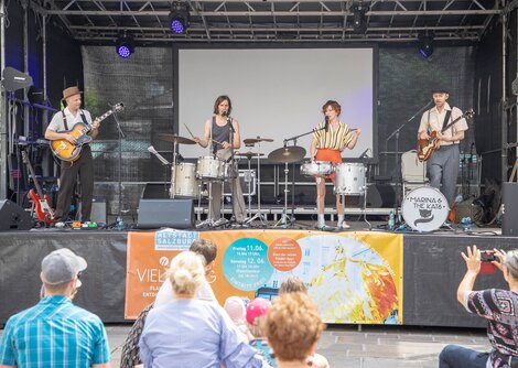 Marina and the Kats am Alten Markt | © Andreas Kolarik