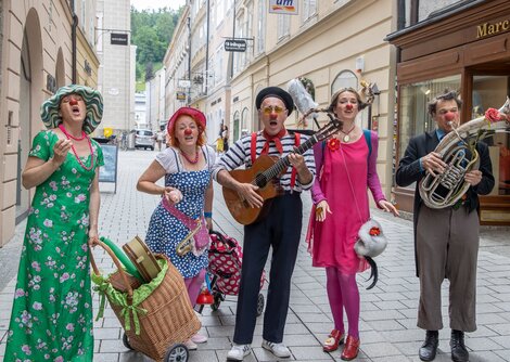 Kreatives Programm mit Clowns, Theater und viel Musik | © Andreas Kolarik