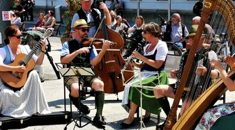 Volksmusik in der Altstadt Salzburg | © Salzburger Volksliedwerk
