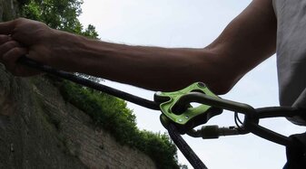 Kletterseil mit Sicherung | © Maximilian Dackau