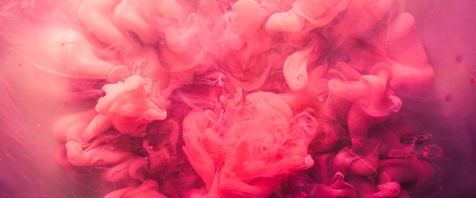 Fotos eines Farbtropfens im Wasser | © liebestrunken