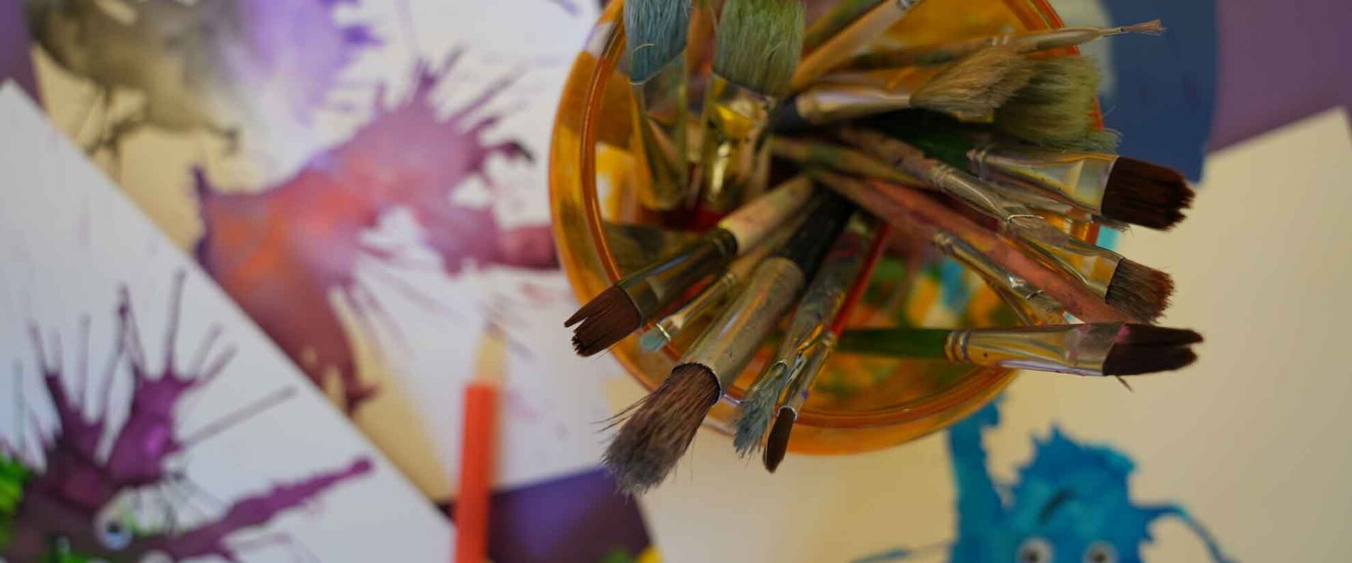 Pinsel mit Farbe | © Eram Khan