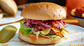 Foto eines Burgers von Ludgwig Burger | © Ludwig Burger