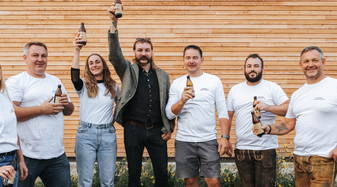 Teamfoto der Trumer Privatbrauerei | © Niko Zuparic