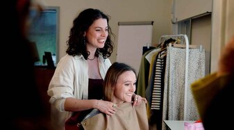 Barbara Reichl beim Farbanalyse-Workshop | © Fashion Revolution Austria