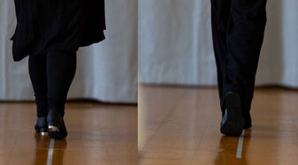 zwei Beine von hinten | © ohnetitel