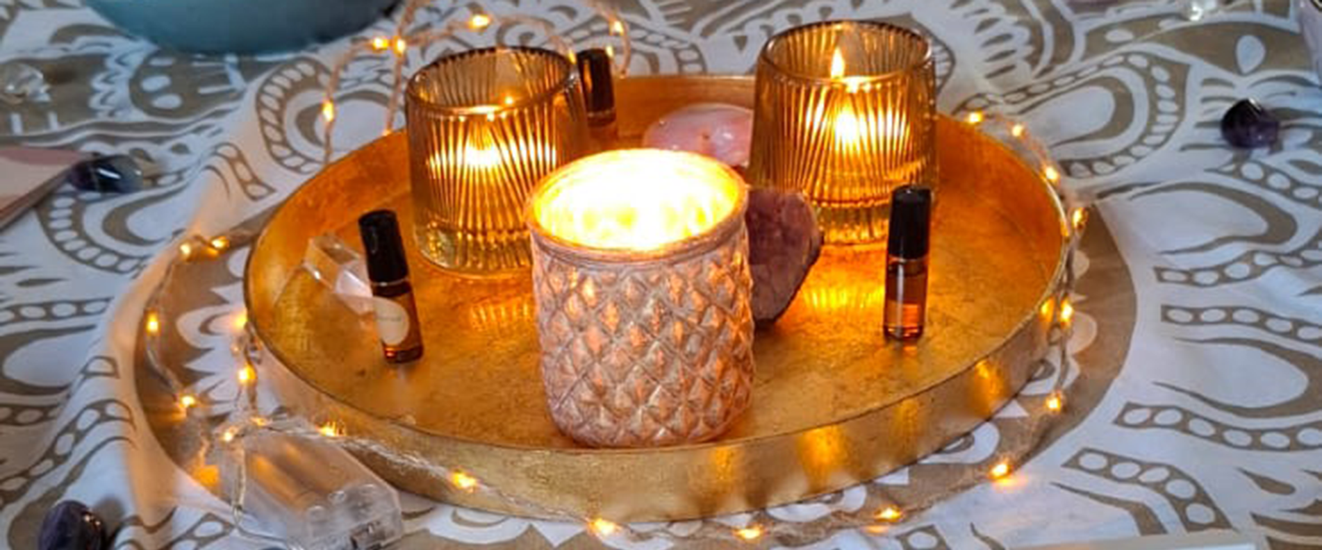 Fotos von Kerzen bei der Breathwork Session | © liebestrunken