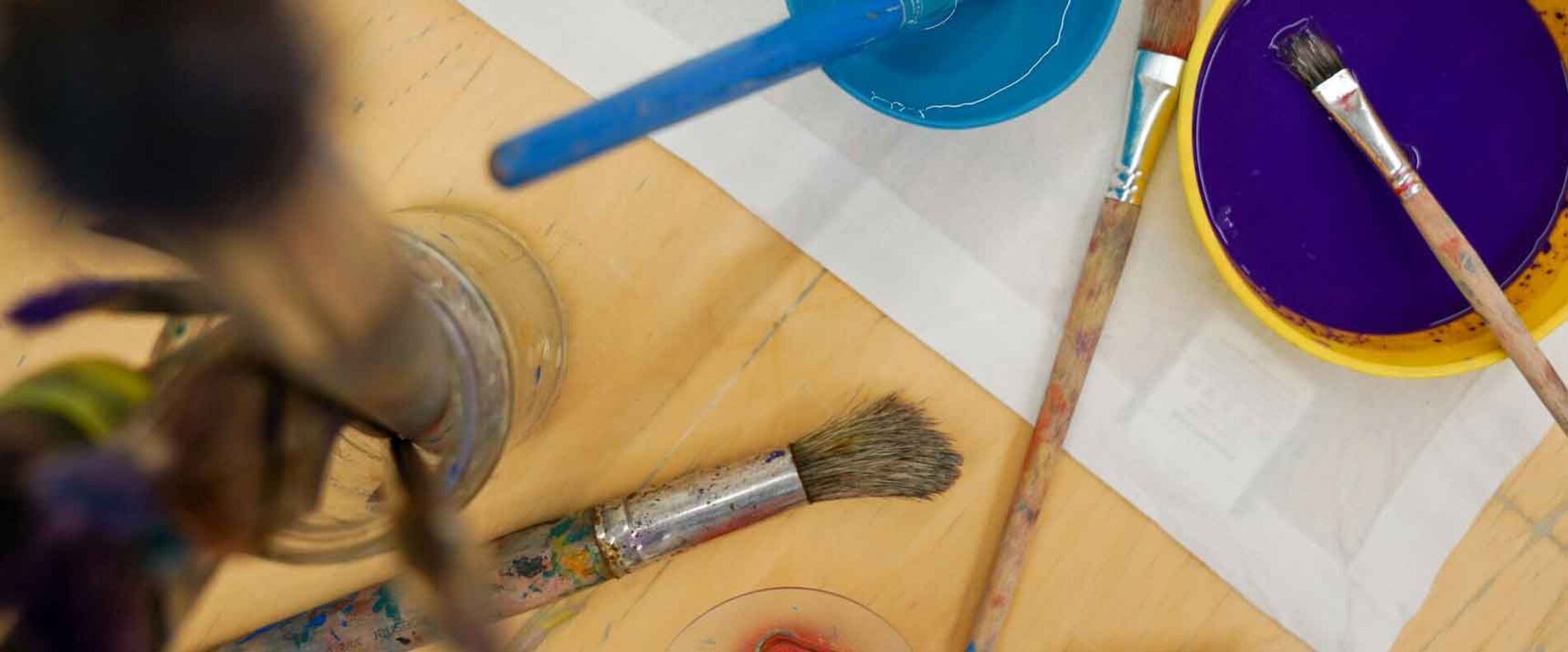 Pinsel und Farben | © Eram Khan
