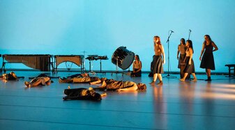 Orff-Institut auf der Bühne | © Christian Schneider